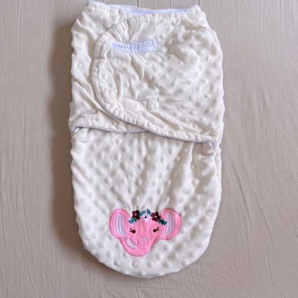 2 Petite L’Amour Swaddle Sack - Picture 1 of 7